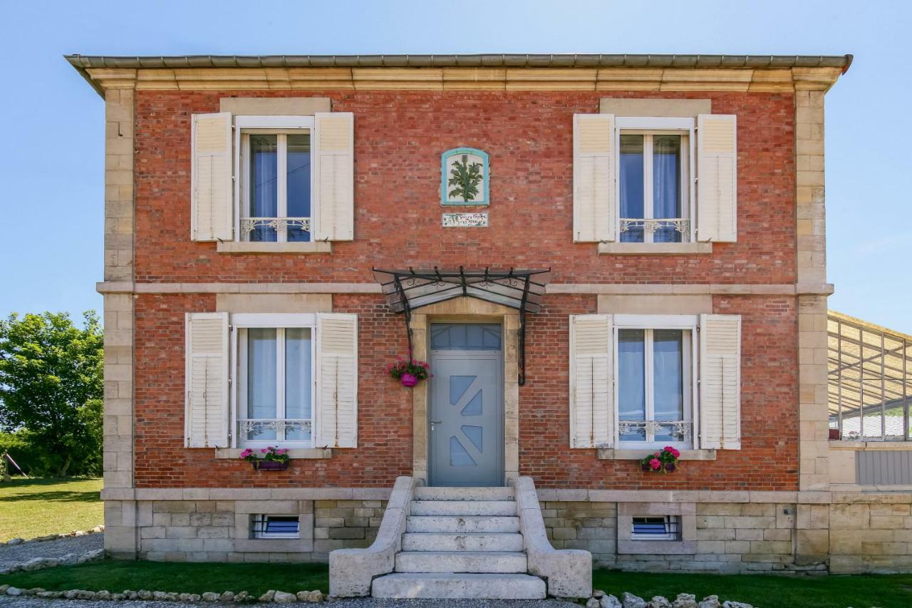 Maison Qui S'Y Frotte S'Y Pique Robert-Espagne Εξωτερικό φωτογραφία
